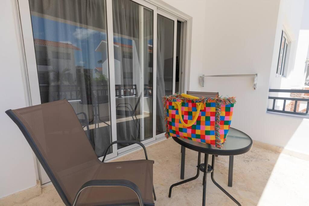 A Pocos Minutos De La Playa En Corales Coral Village B2b * Punta Cana