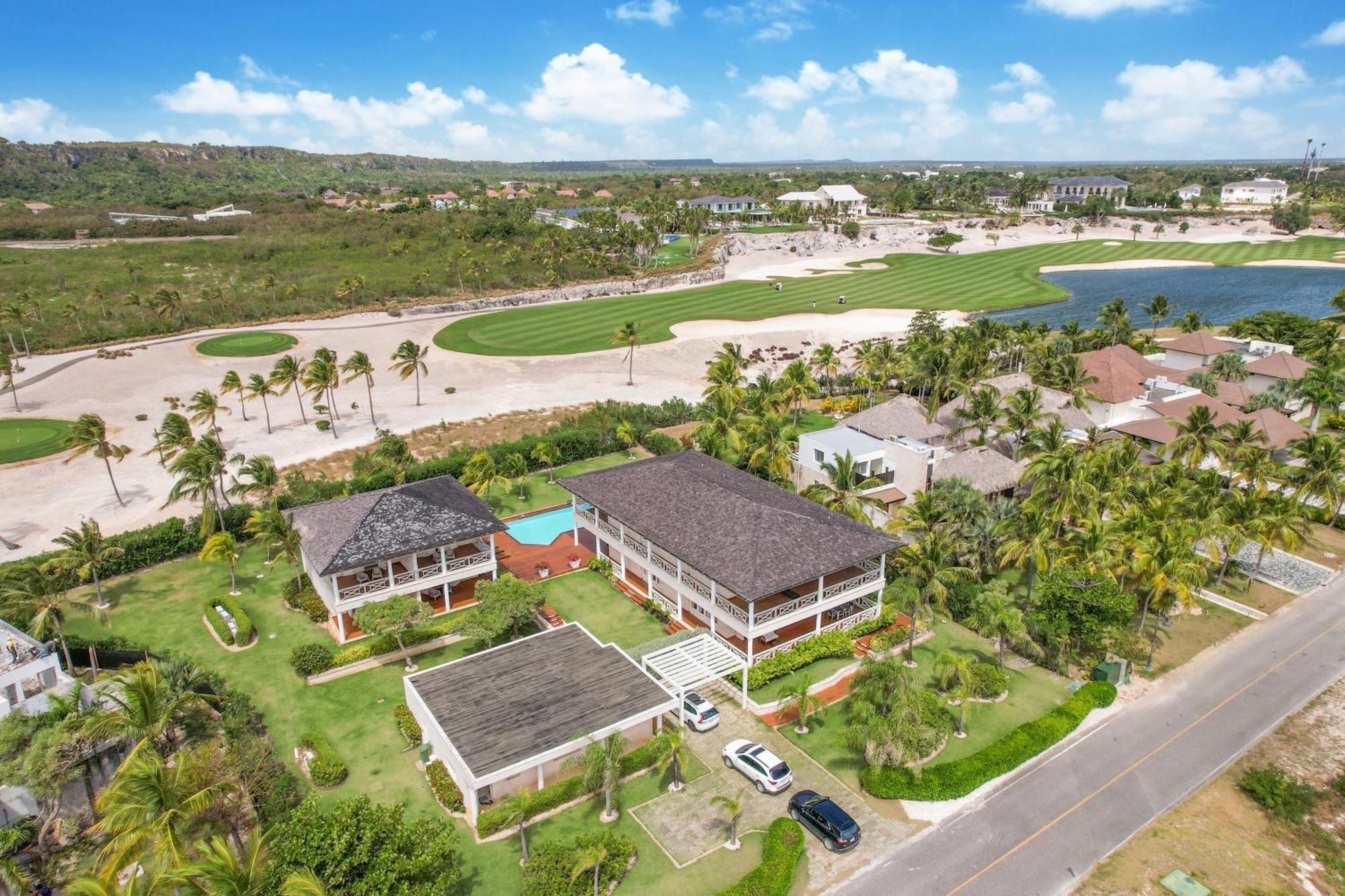 Luxury Ocean-view With Private Pool & Golf Access, Dedicated Staff *