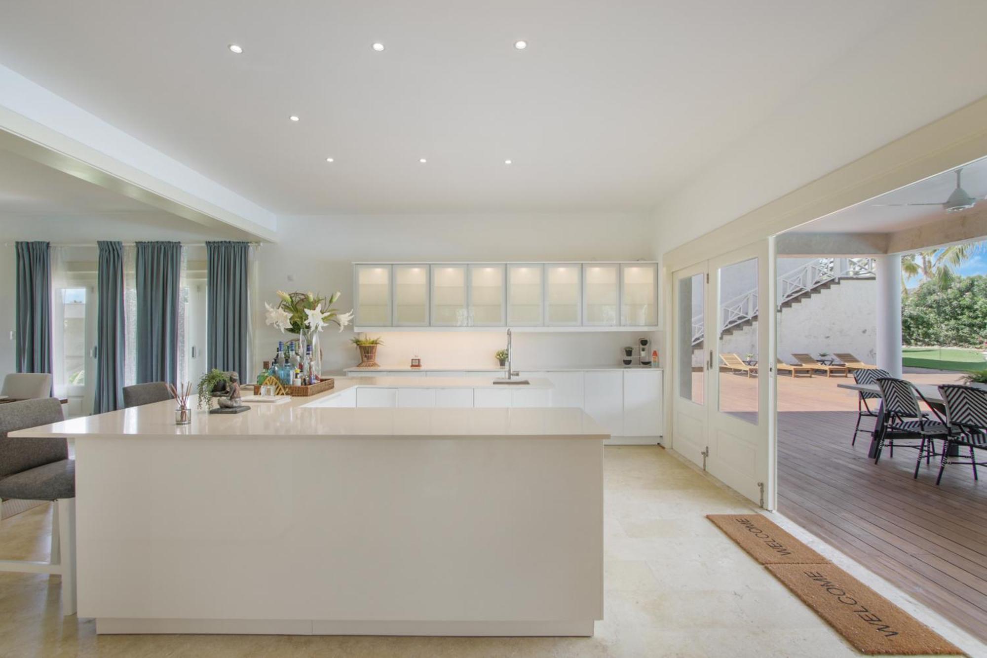 Luxury Ocean-view With Private Pool & Golf Access, Dedicated Staff *