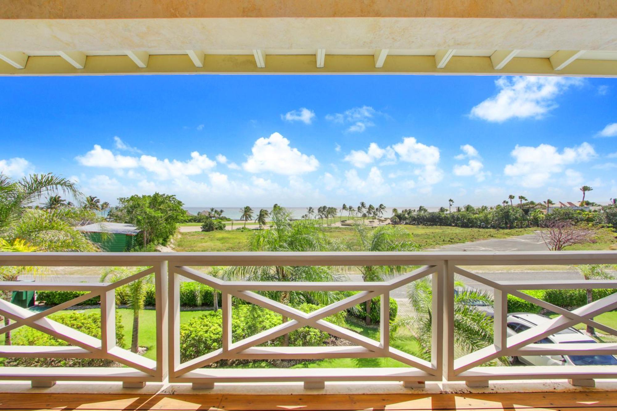 Luxury Ocean-view With Private Pool & Golf Access, Dedicated Staff Punta Cana