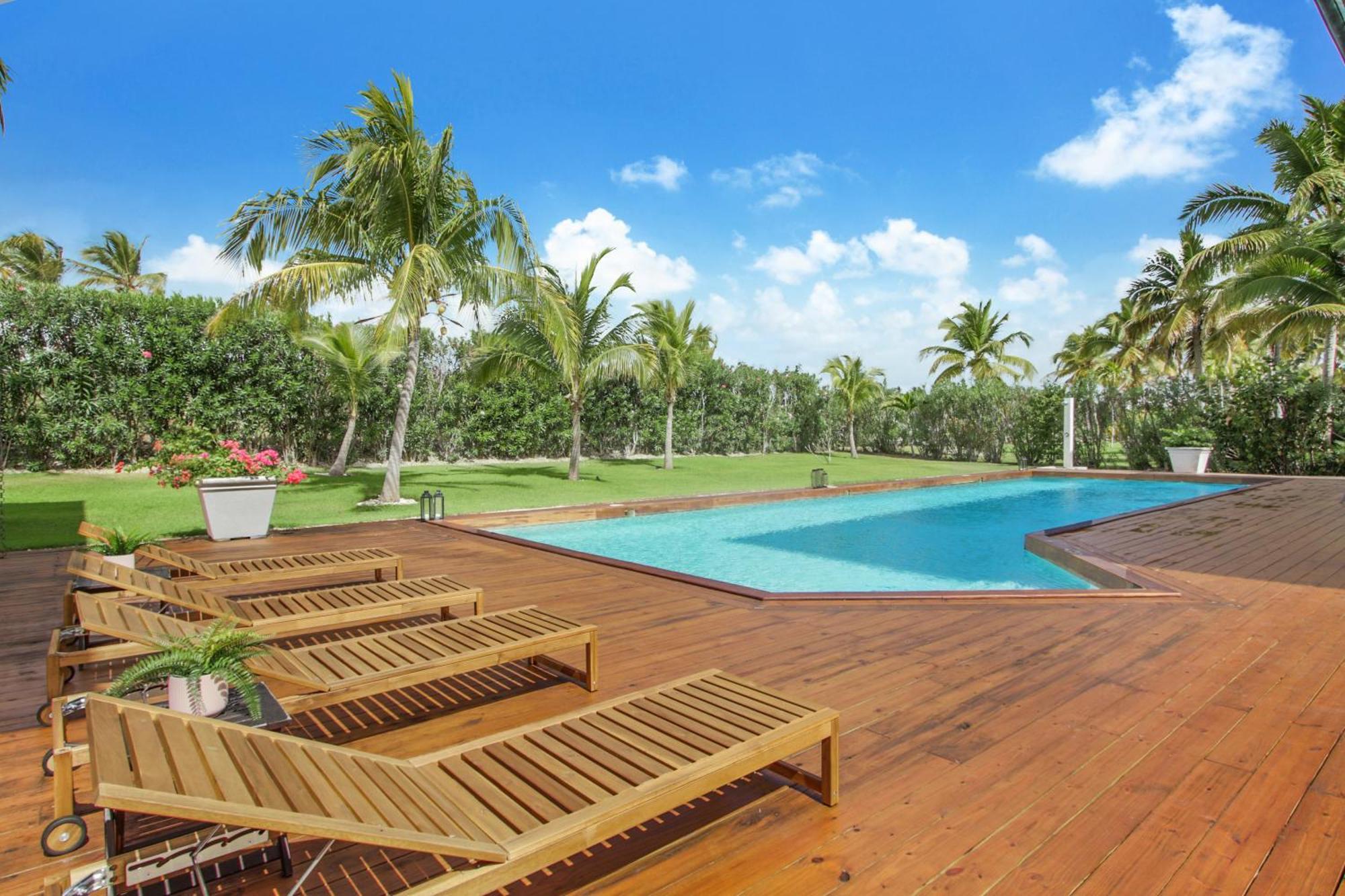 Luxury Ocean-view With Private Pool & Golf Access, Dedicated Staff Villa