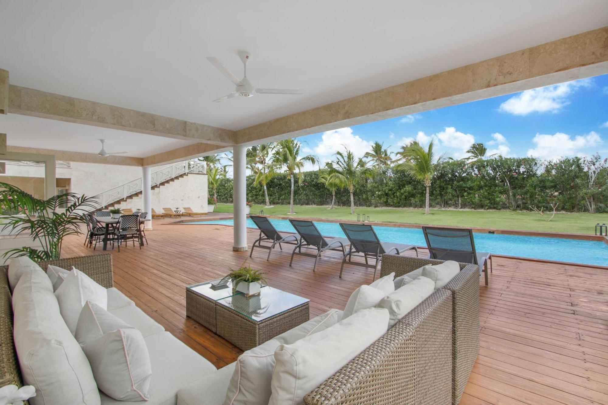 Luxury Ocean-view With Private Pool & Golf Access, Dedicated Staff Villa Punta Cana