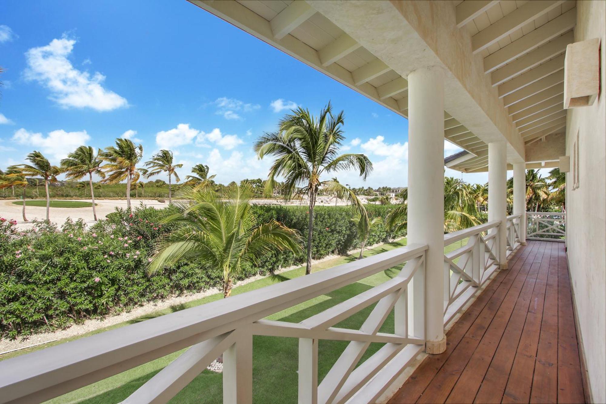 Luxury Ocean-view With Private Pool & Golf Access, Dedicated Staff Villa Punta Cana