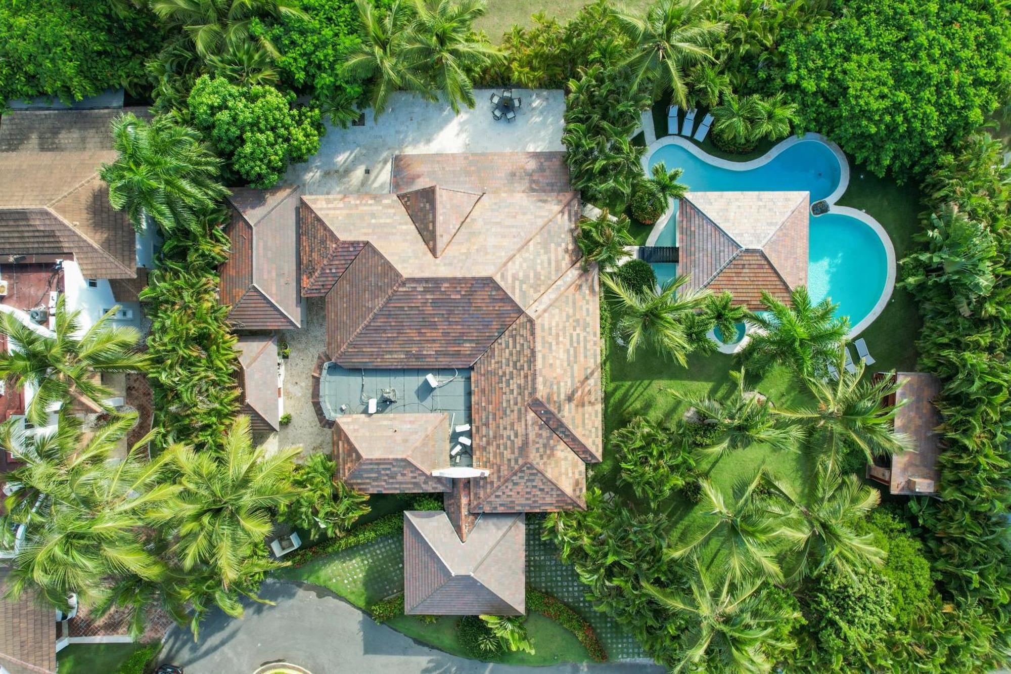 Villa Beautiful With Pool, Gym & Maid