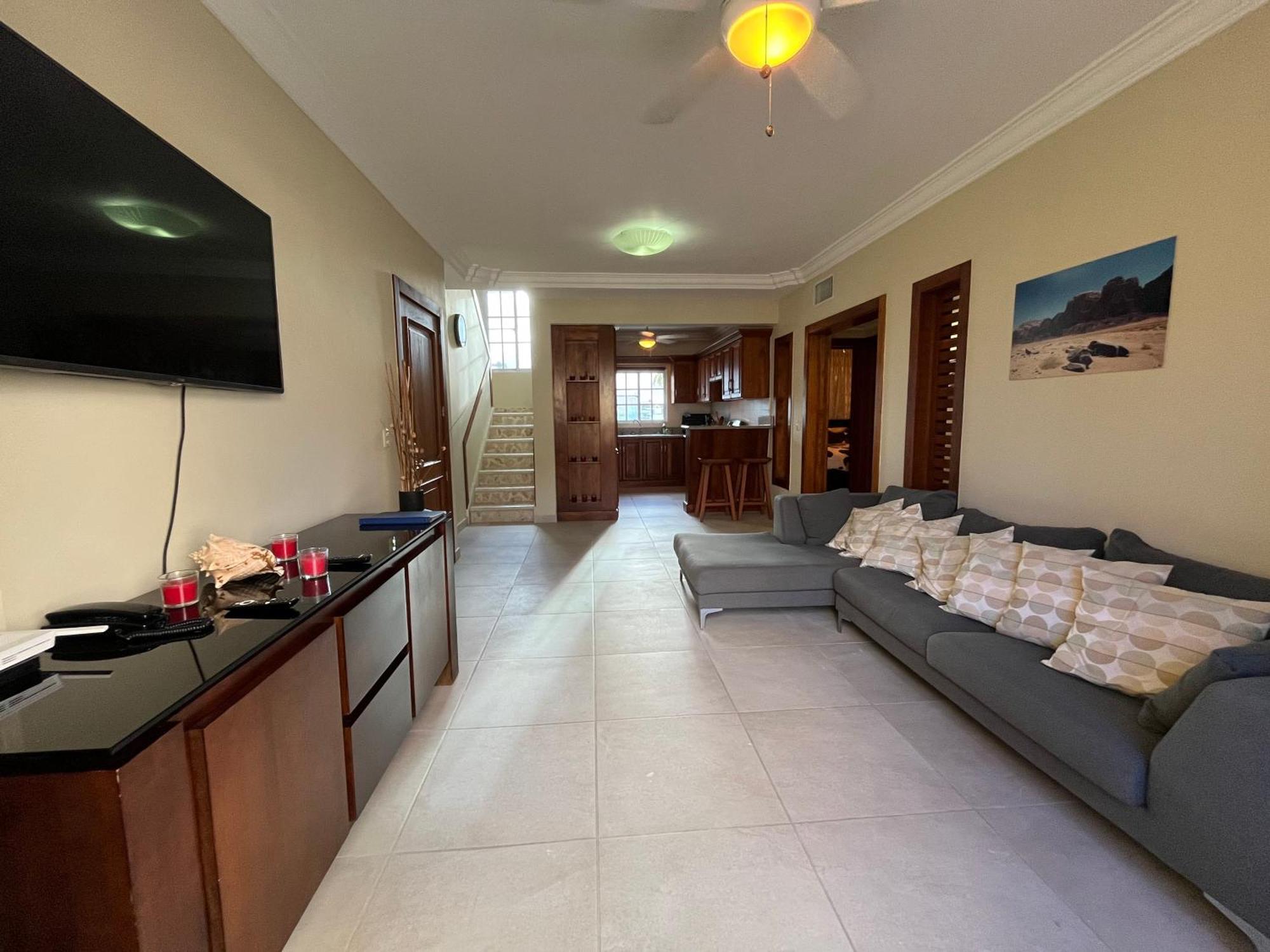 Luxury Penthouse With Pool, Bbq, Ac, Wi-fi, 5-min Walk To El Cortecito & Bavaro Beaches, Apartamento