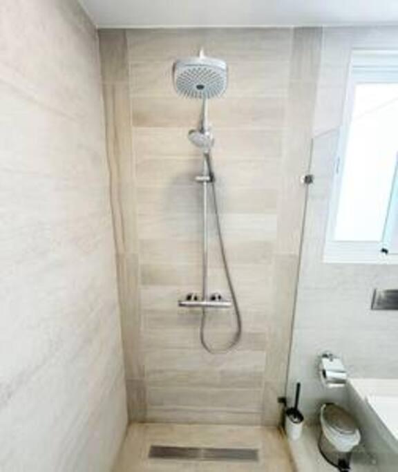 Cozy And Modern With Pool And Golf View Apartamento