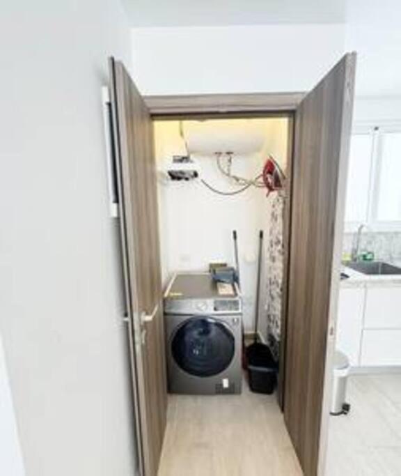 Cozy And Modern With Pool And Golf View Apartamento *