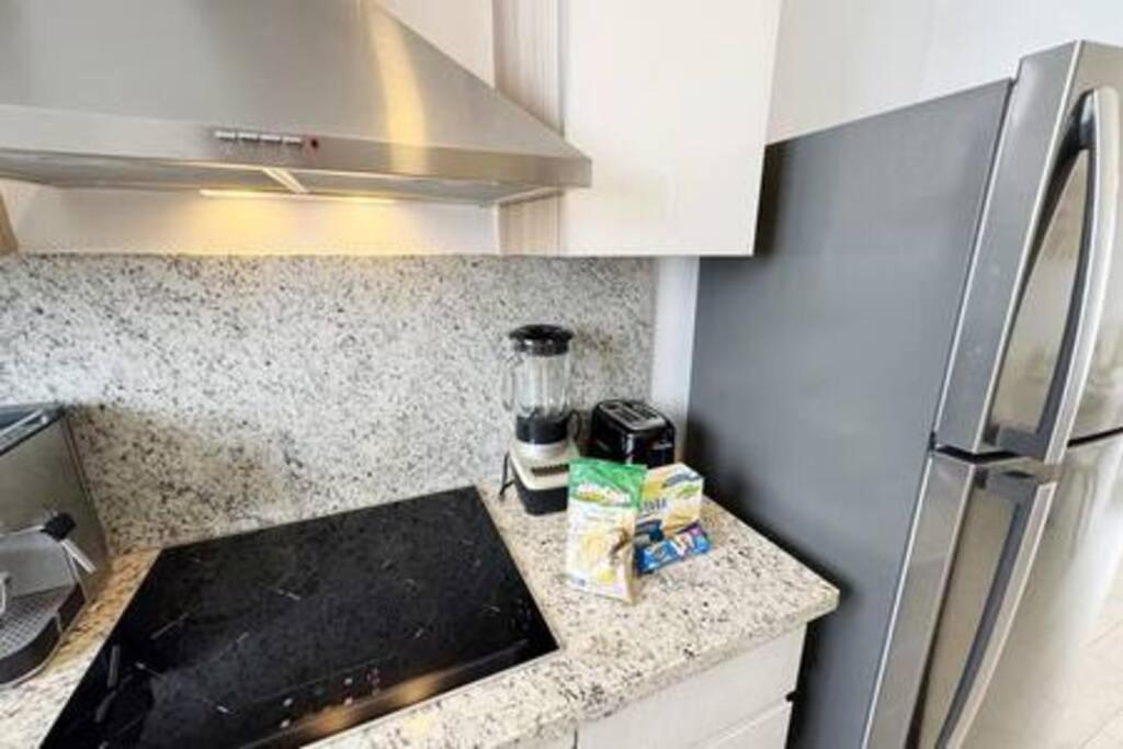 Cozy And Modern With Pool And Golf View Apartamento *