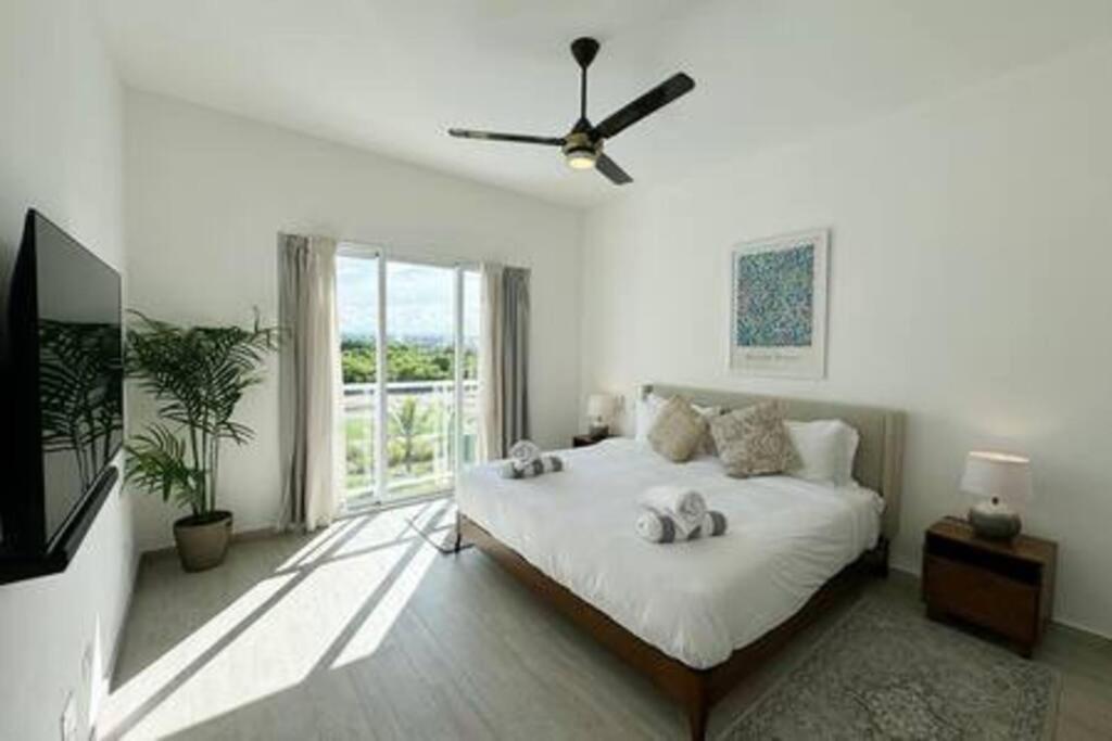 Brand New And Golf In Apartamento *