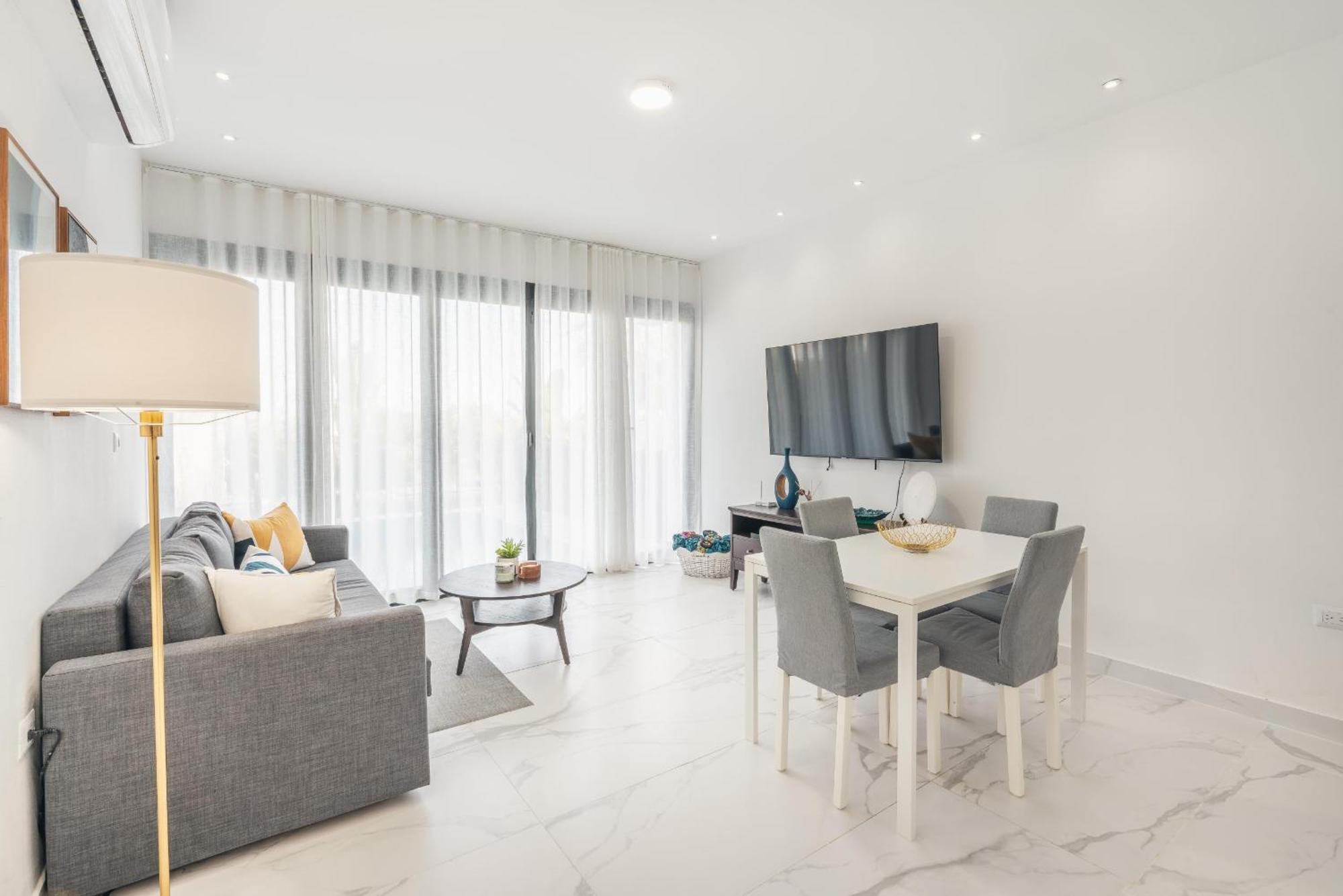 With 2br And Private Pool In Capcana Apartamento