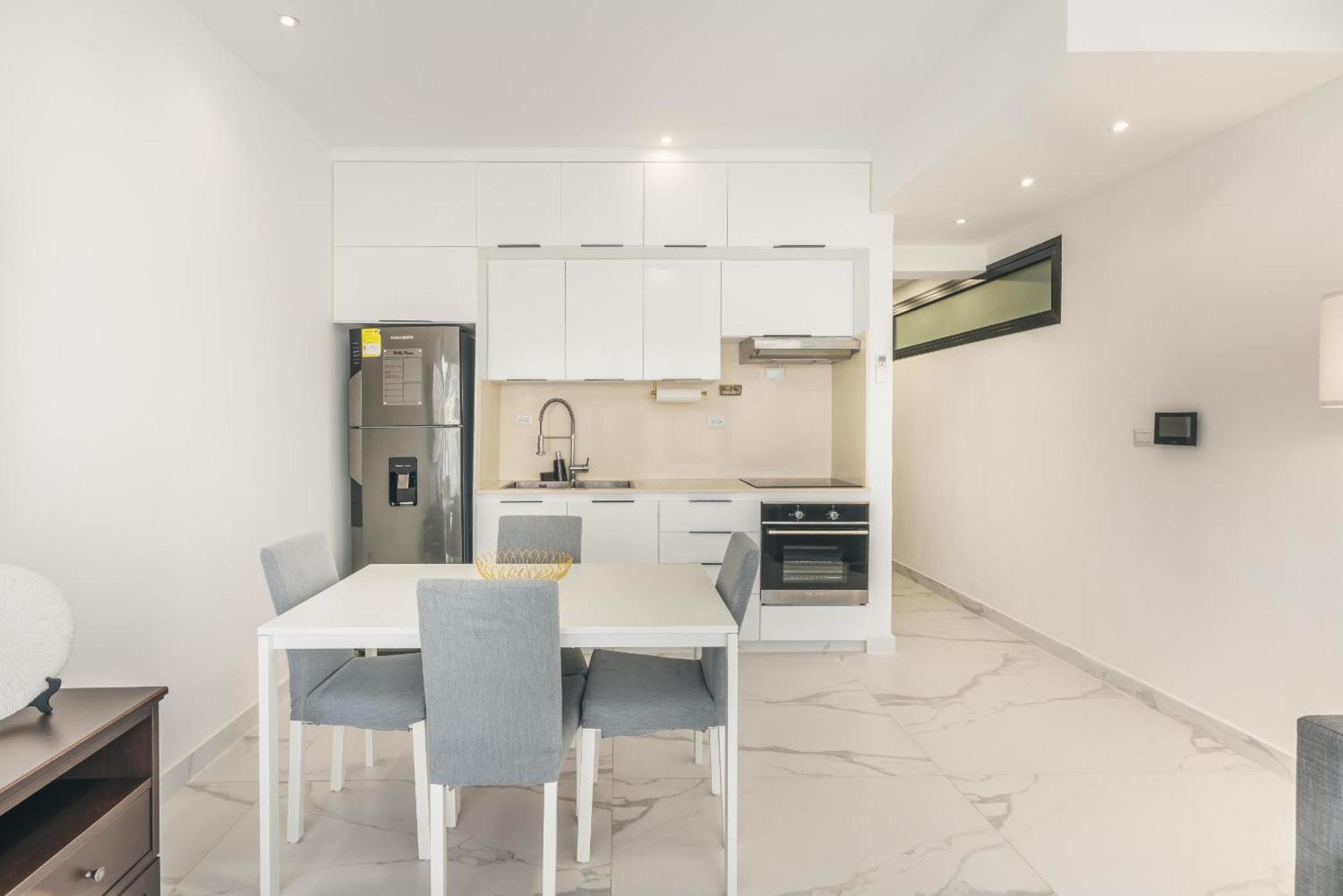 Apartamento With 2br And Private Pool In Capcana *