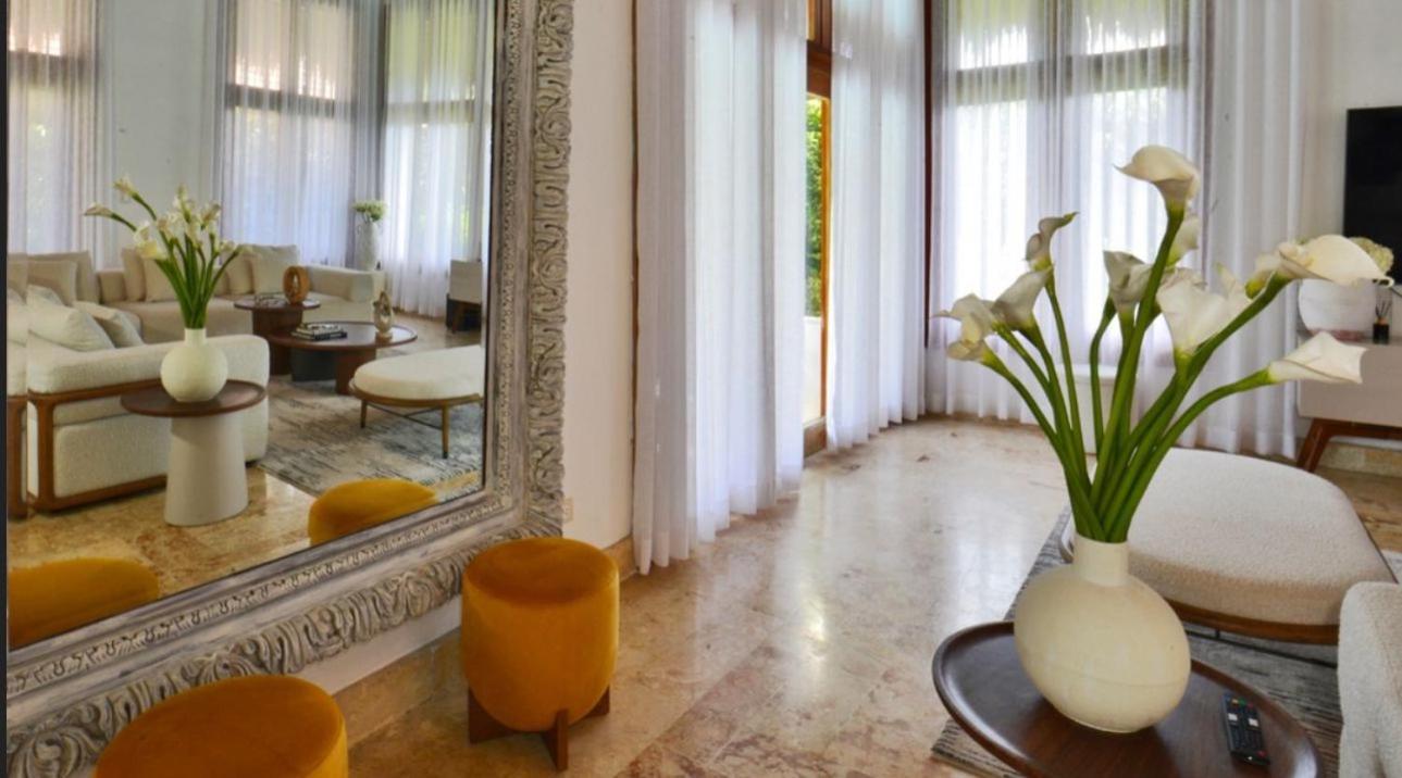 Private 4br *