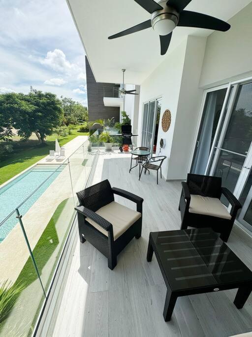 Peaceful Haven Overlooking The Golf Course Apartamento