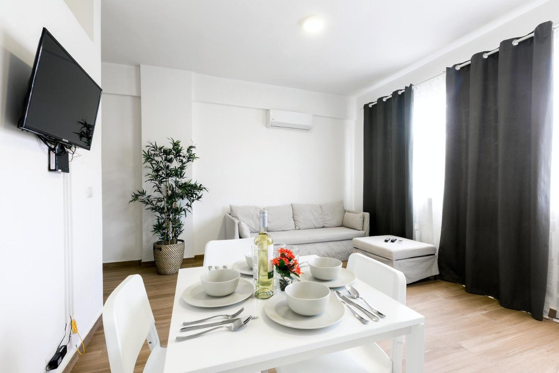 Ducassi Deluxe Playa Los Corales - Rooftop Pool, Restaurants And Beach Club Apartahotel 5*