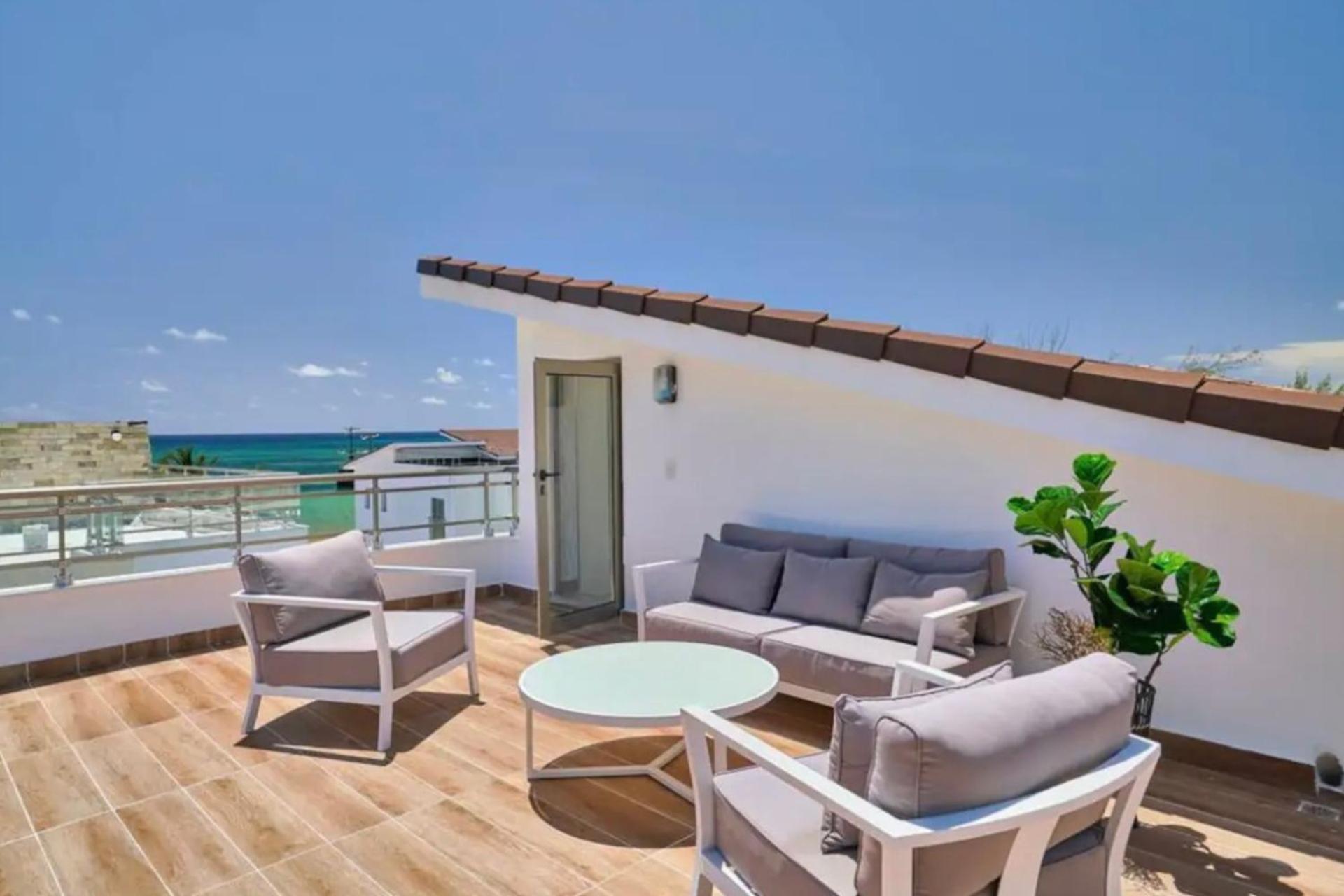 Apartahotel With Sea Views Punta Cana