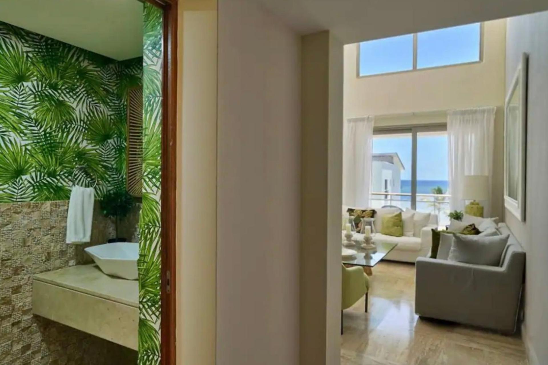 Apartahotel With Sea Views *