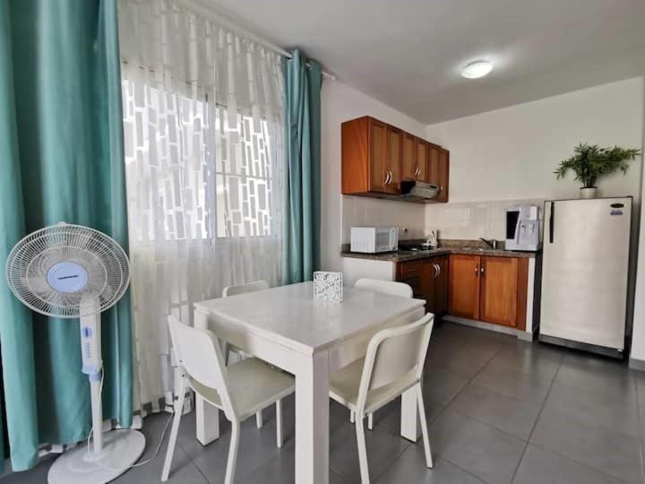 Apartamento Coral Pool View - Playa Los Corales