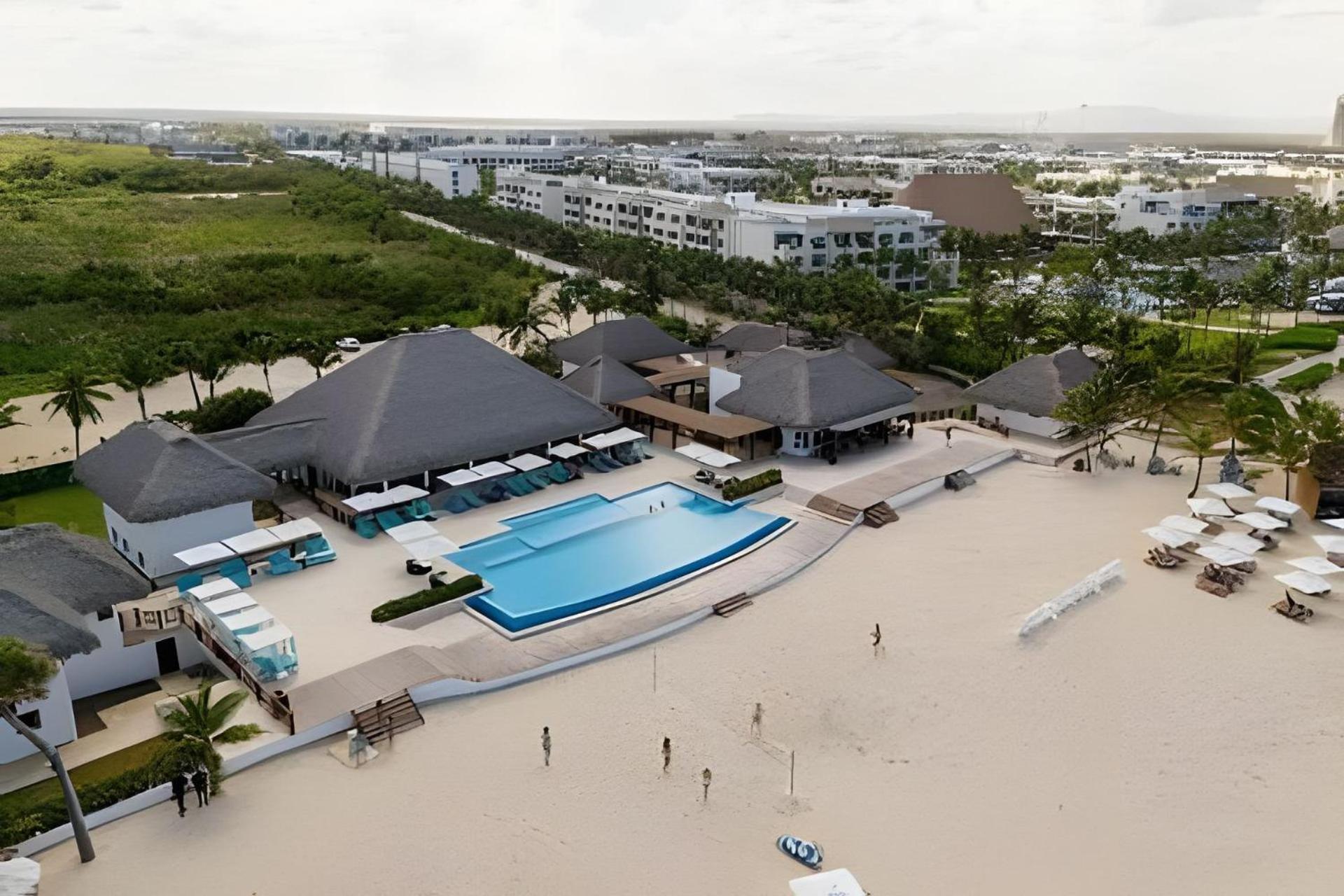 G307b: In Luxury Overlooking The Golf At Cana * Punta Cana