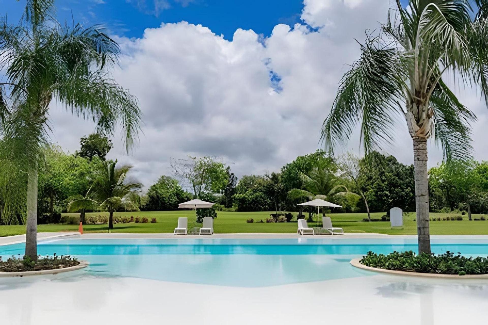 G307b: In Luxury Overlooking The Golf At Cana *