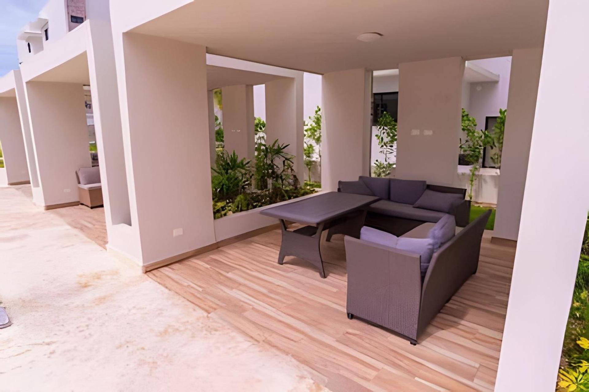 V01: Poolside Fun & Bbq For Families Villa *