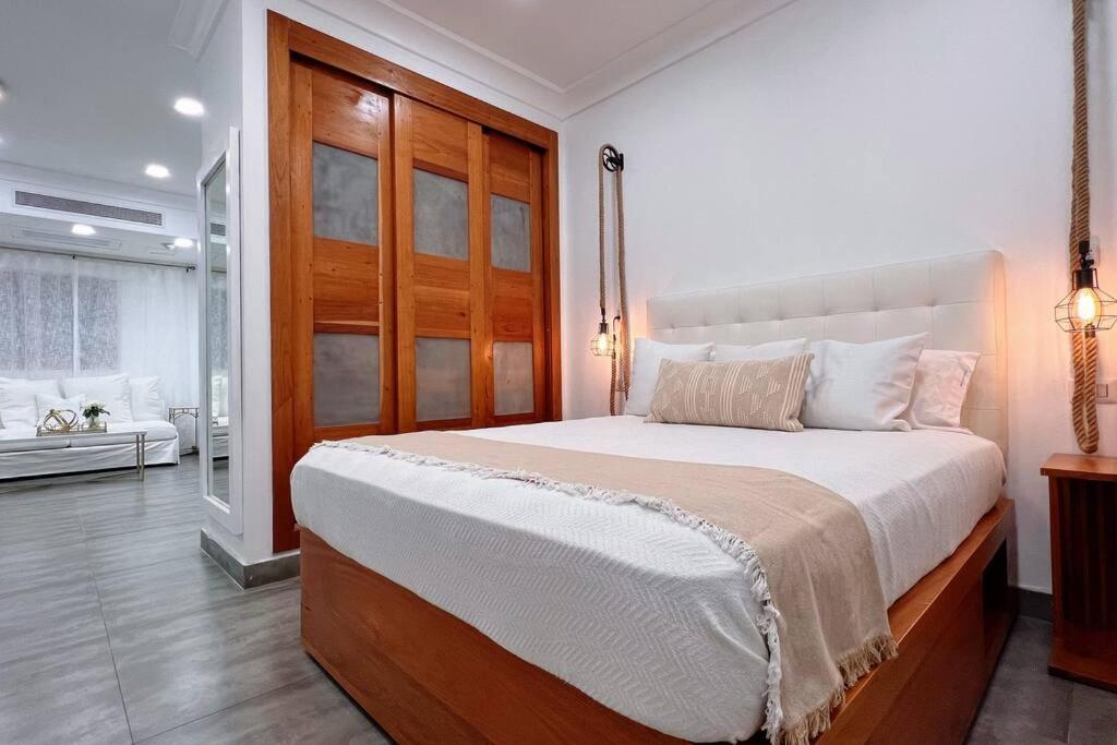 Sunset View, Walk To Pool, Hot Tub, Dining, Shops * Punta Cana