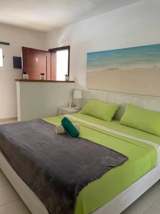 Blue Island Beachfront Apartamento *