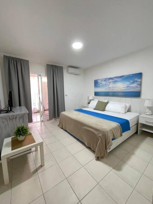 Blue Coral Beachfront *
