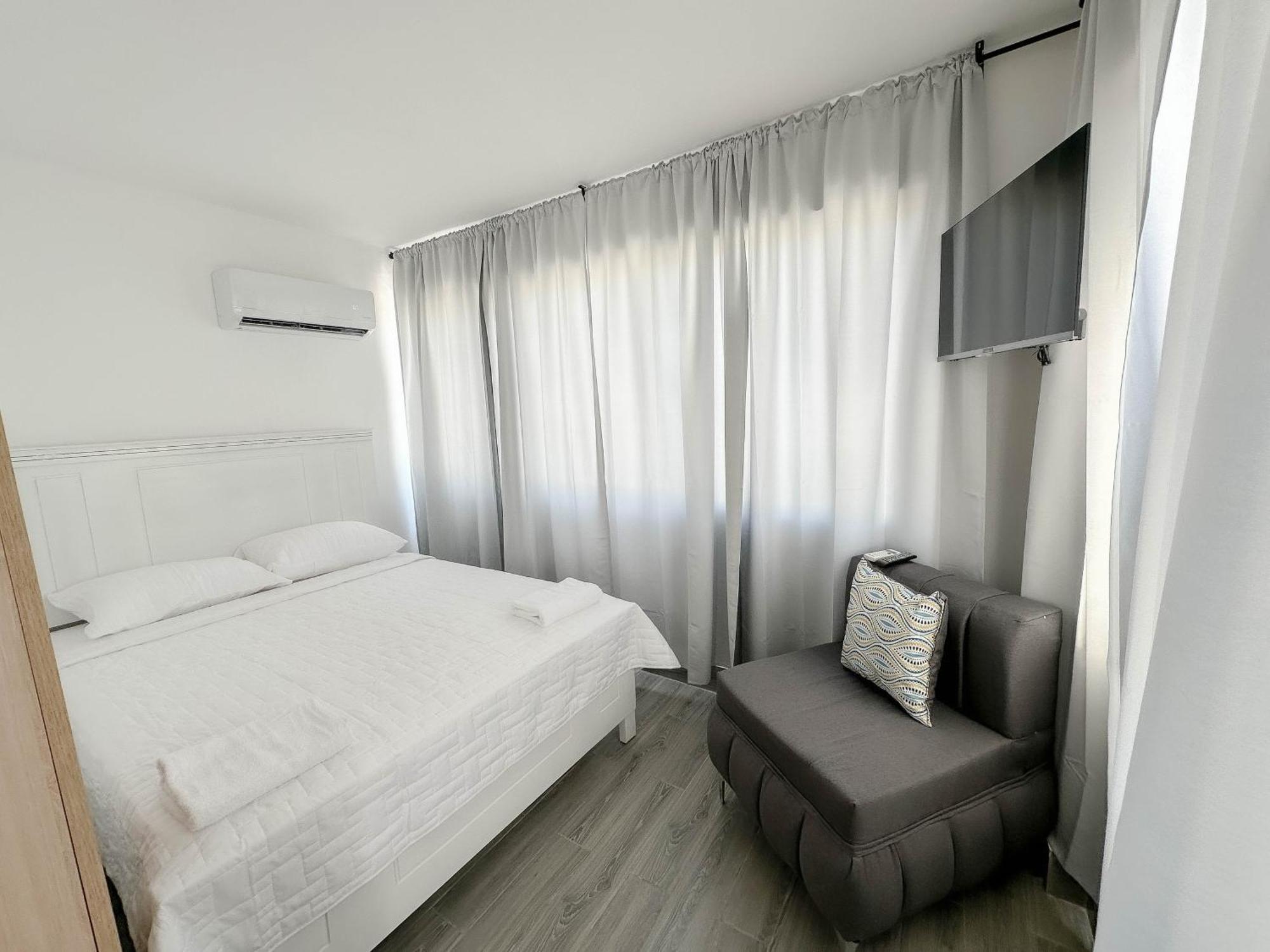 La Yarolina Apartment *