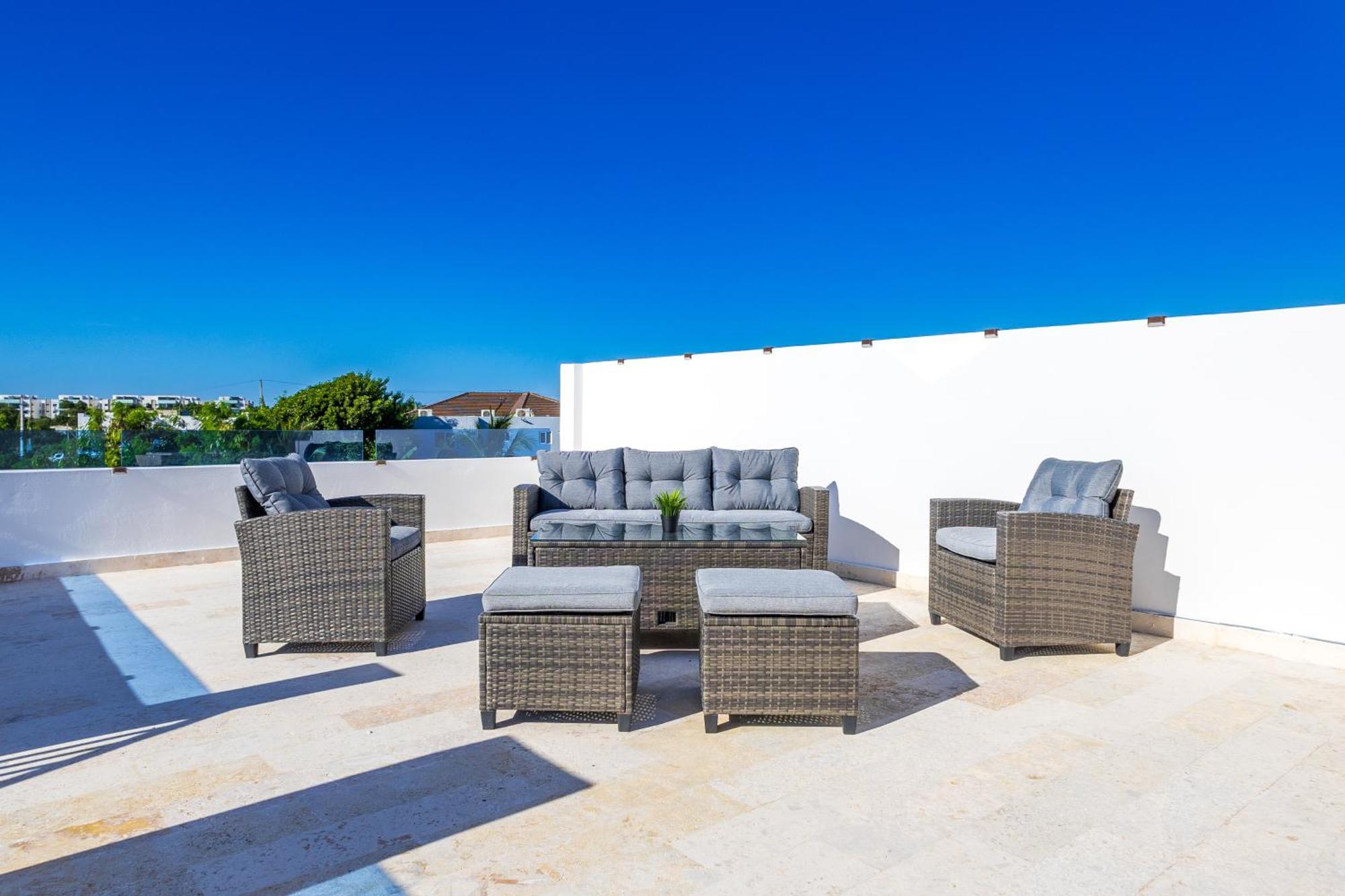 Relaxing 3-bedroom With Pool & Rooftop Jacuzzi In A Secluded Setting Punta Cana