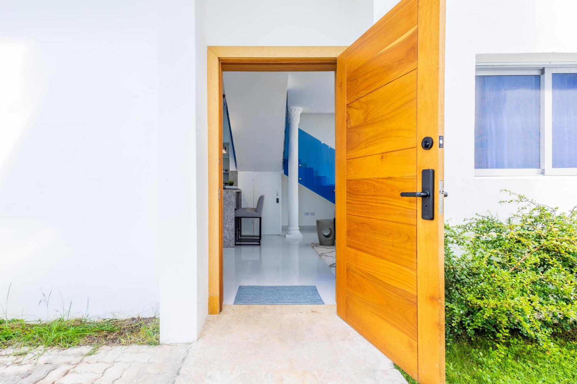 Relaxing 3-bedroom With Pool & Rooftop Jacuzzi In A Secluded Setting
