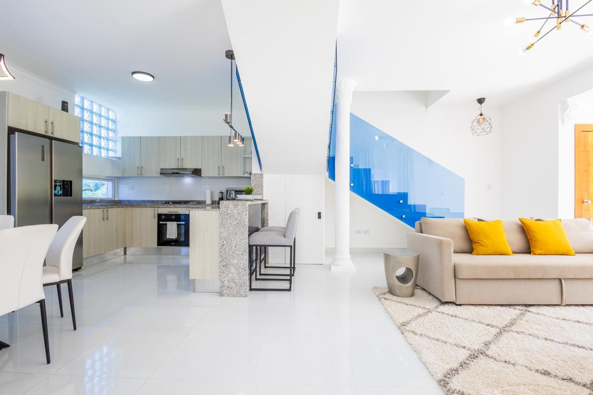 Villa Relaxing 3-bedroom With Pool & Rooftop Jacuzzi In A Secluded Setting