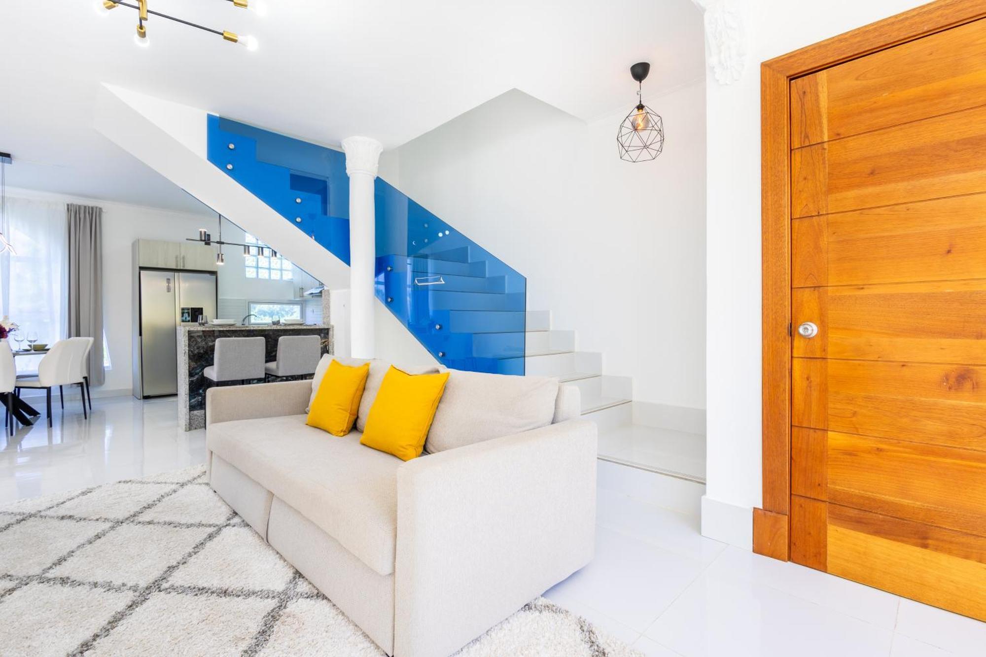 Relaxing 3-bedroom With Pool & Rooftop Jacuzzi In A Secluded Setting Villa *