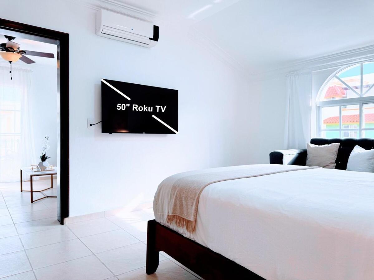 Rooftop, Pool View, Walk To Beach, Dining, Shops Punta Cana