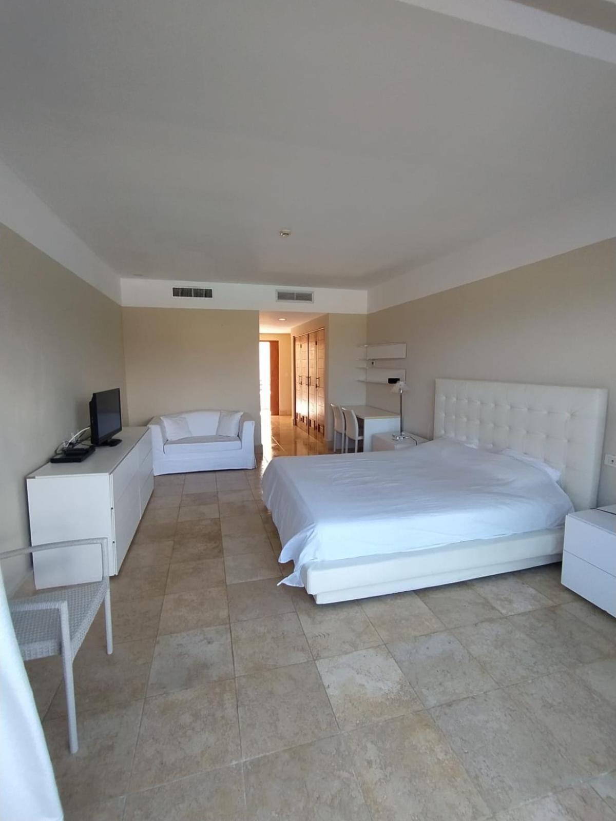 Estudio Frente Al Mar Sotogrande *