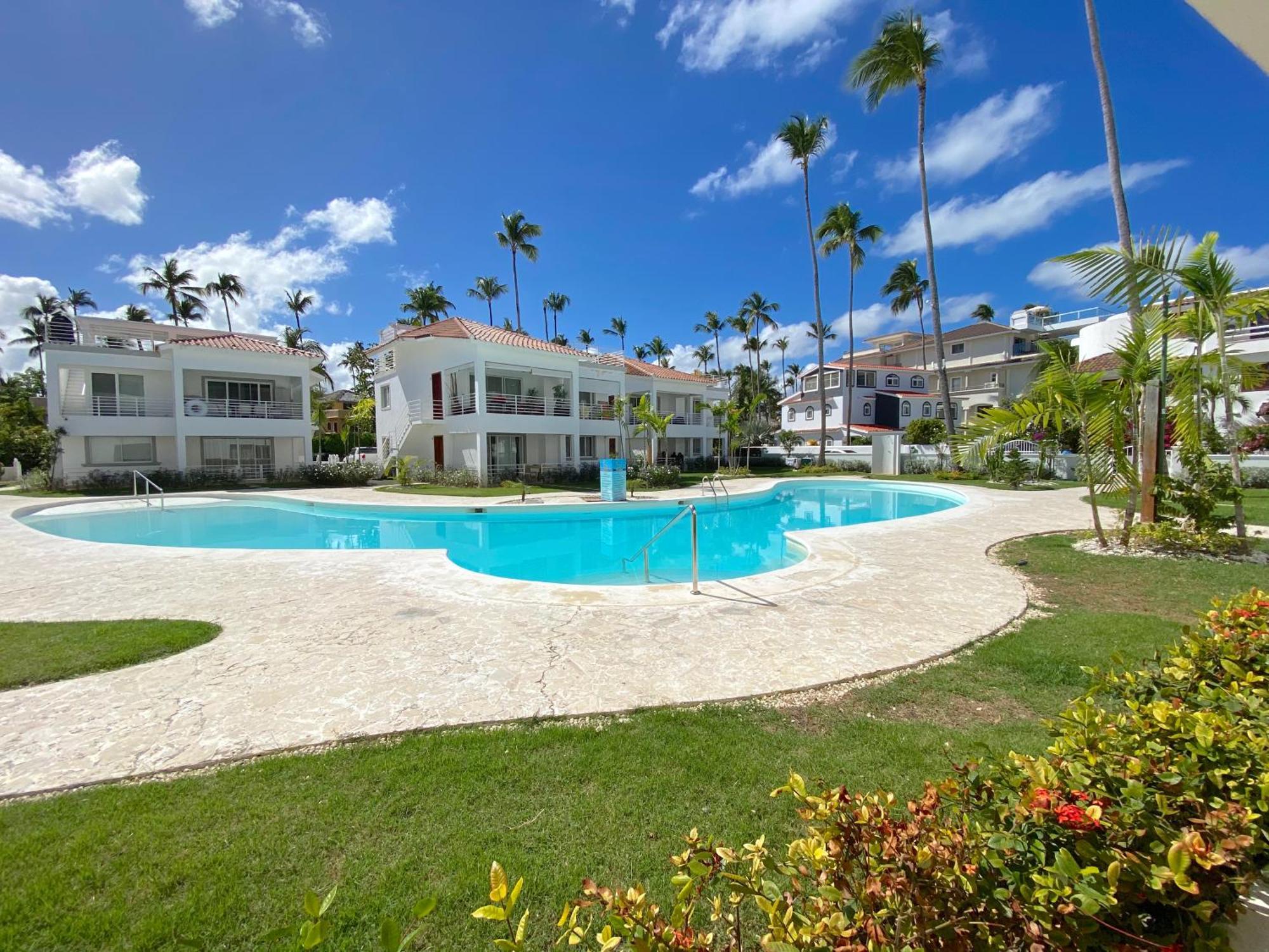 Hotel Tropical Playa Corales 5*