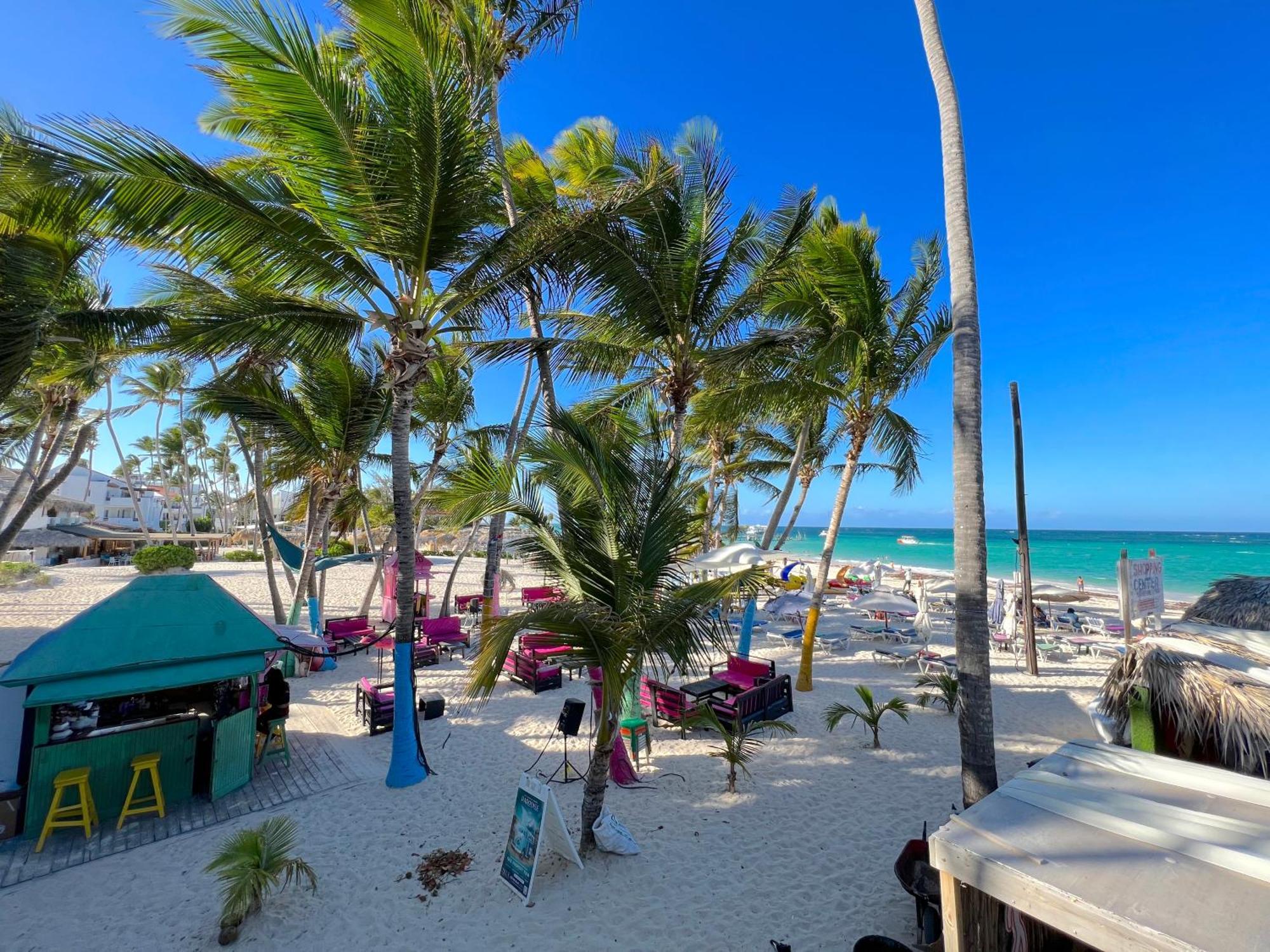 Tropical Playa Corales Hotel