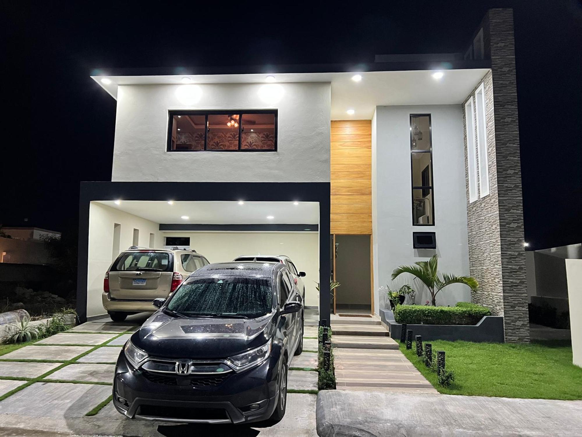 Villa Tu De Lujo En 