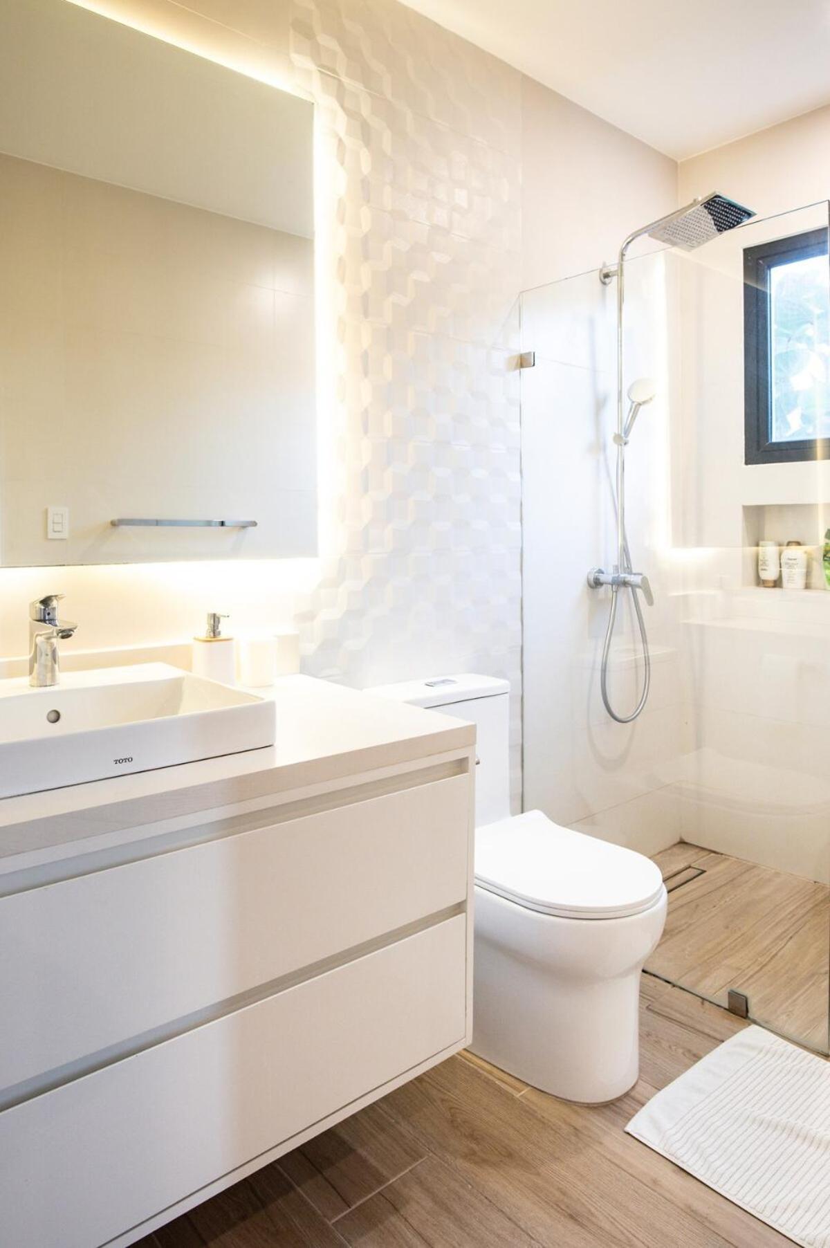 Villa Modern Louis 6-bdr In With Maid