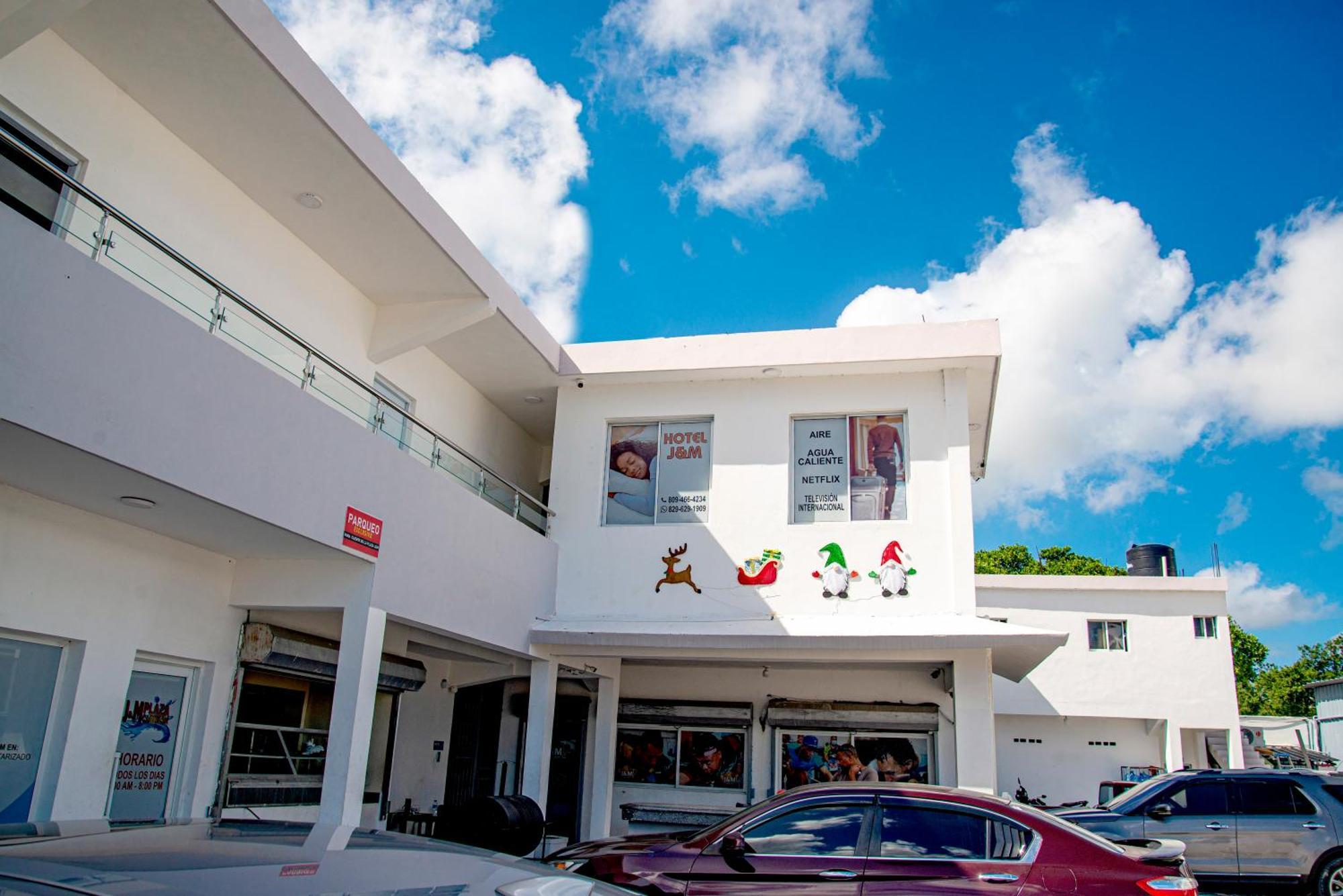 Aparthotel J&m *