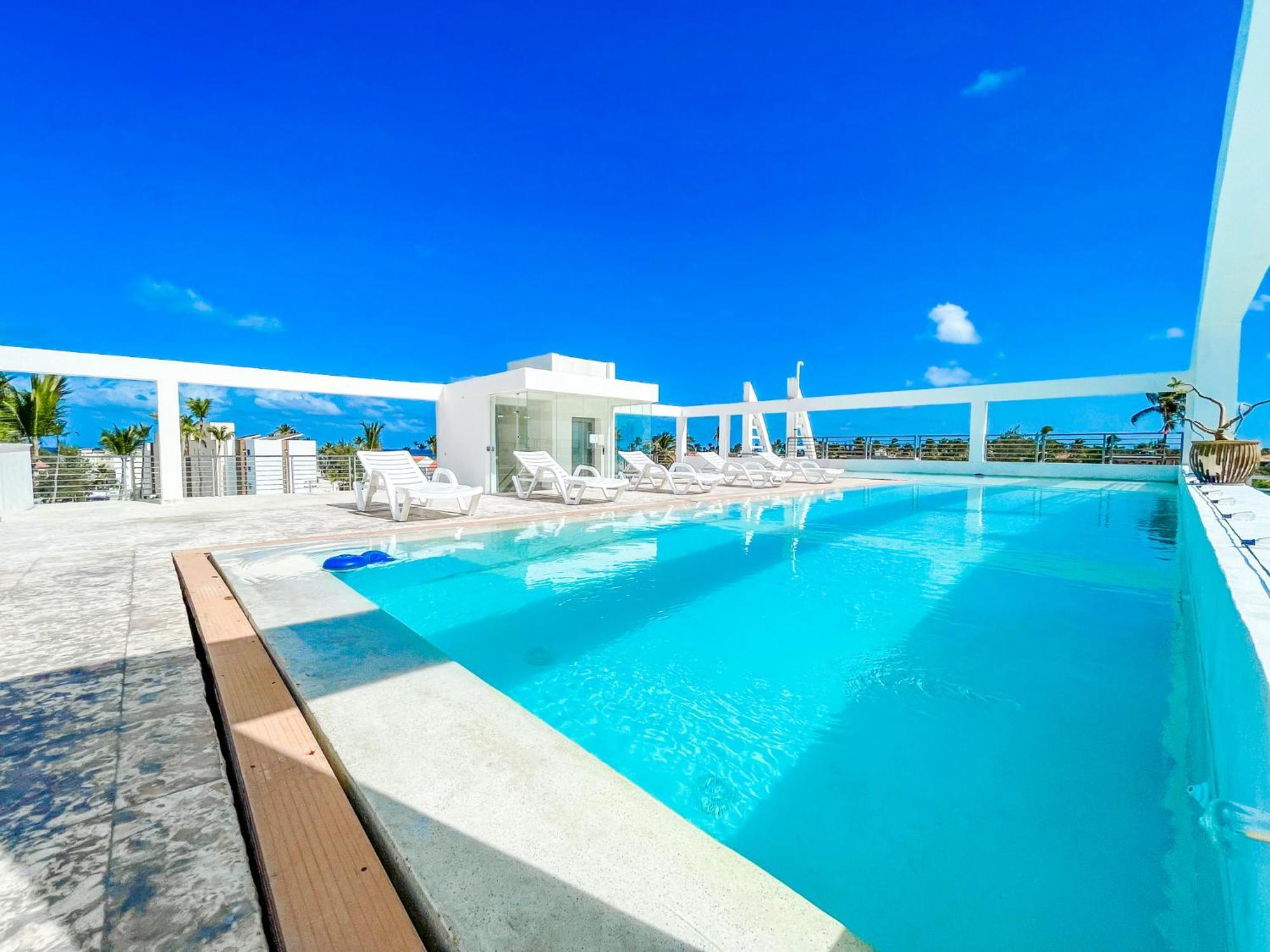 Rooftop Pool Bavaro Club & Hotel Punta Cana