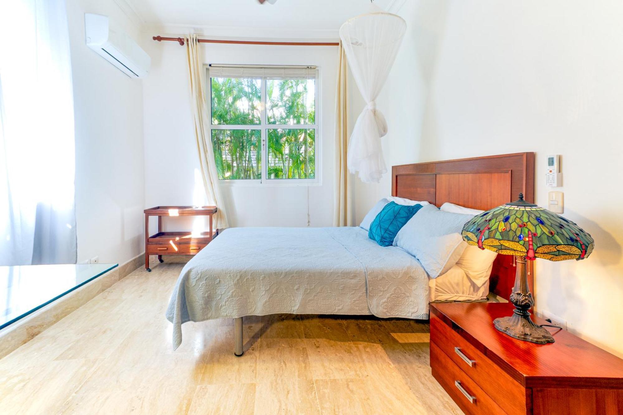 Villa 6 Bedrooms And Pool Punta Cana
