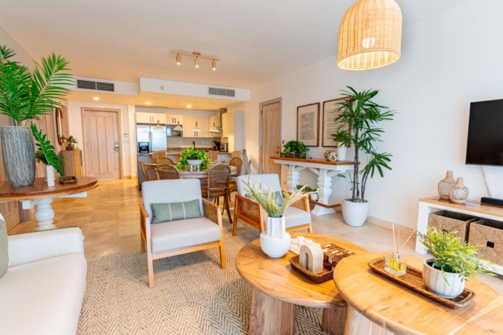 Punta Palmera Beachfront Apartamento *