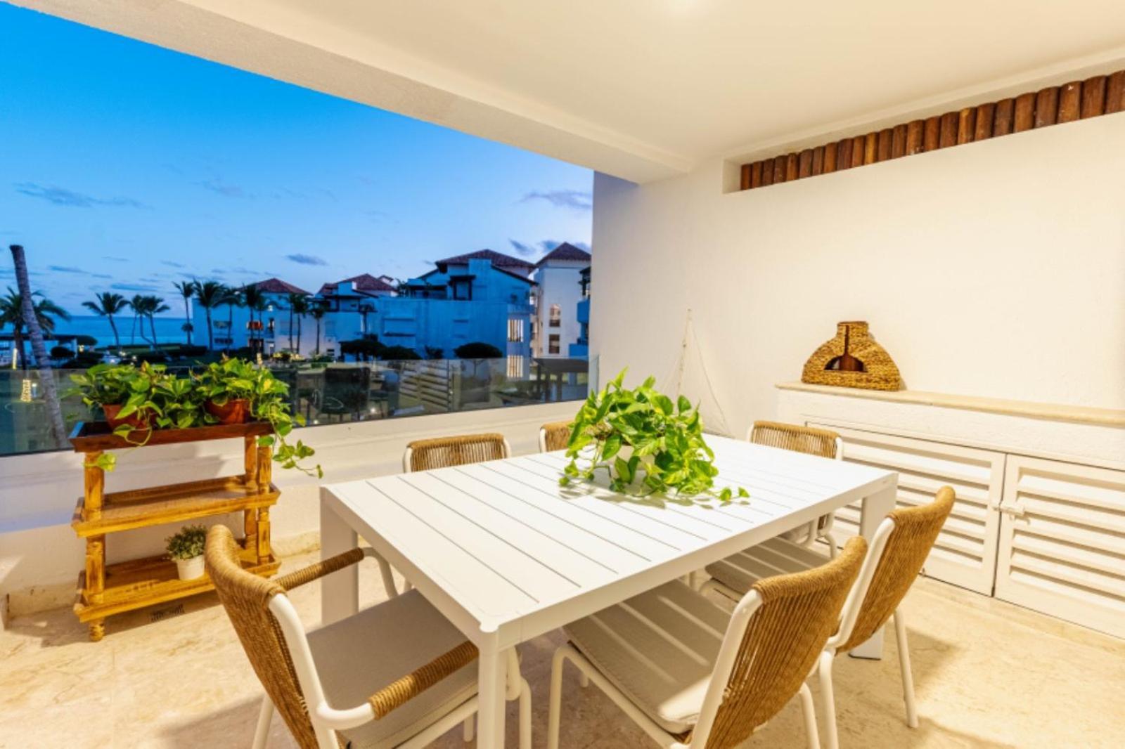 Apartamento Punta Palmera Beachfront