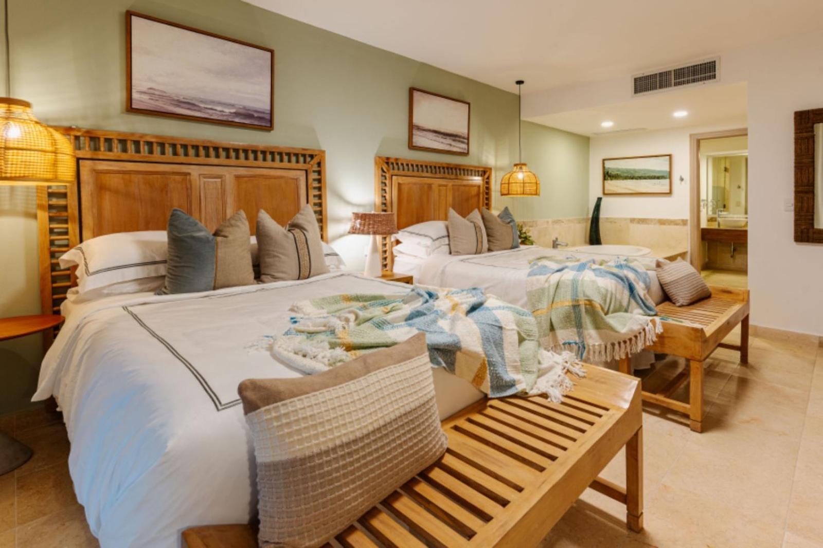 Punta Palmera Beachfront Apartamento