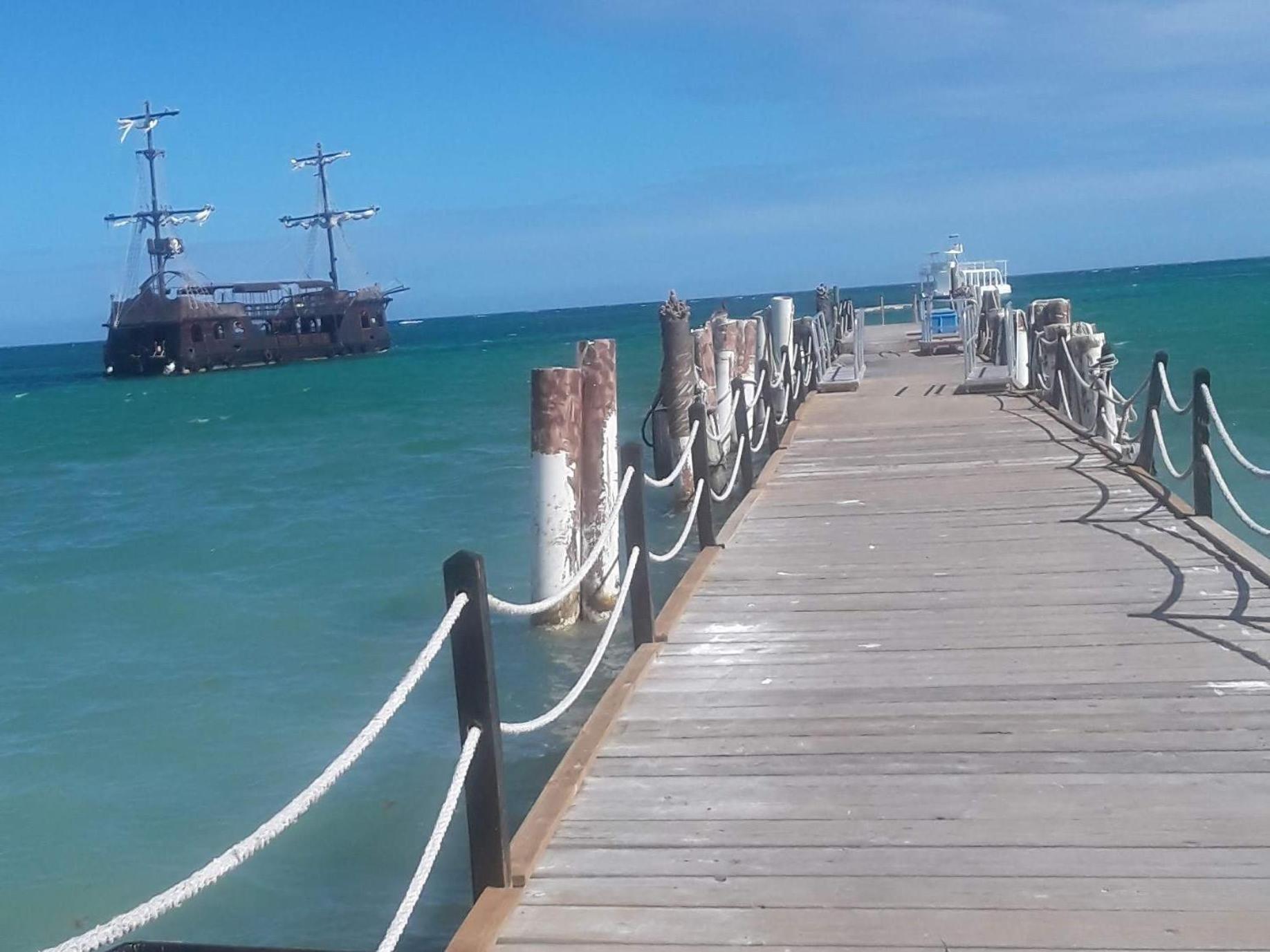 Cerca De La Playa Bella Luz A 6 Minutos Caminando Corales Punta Cana