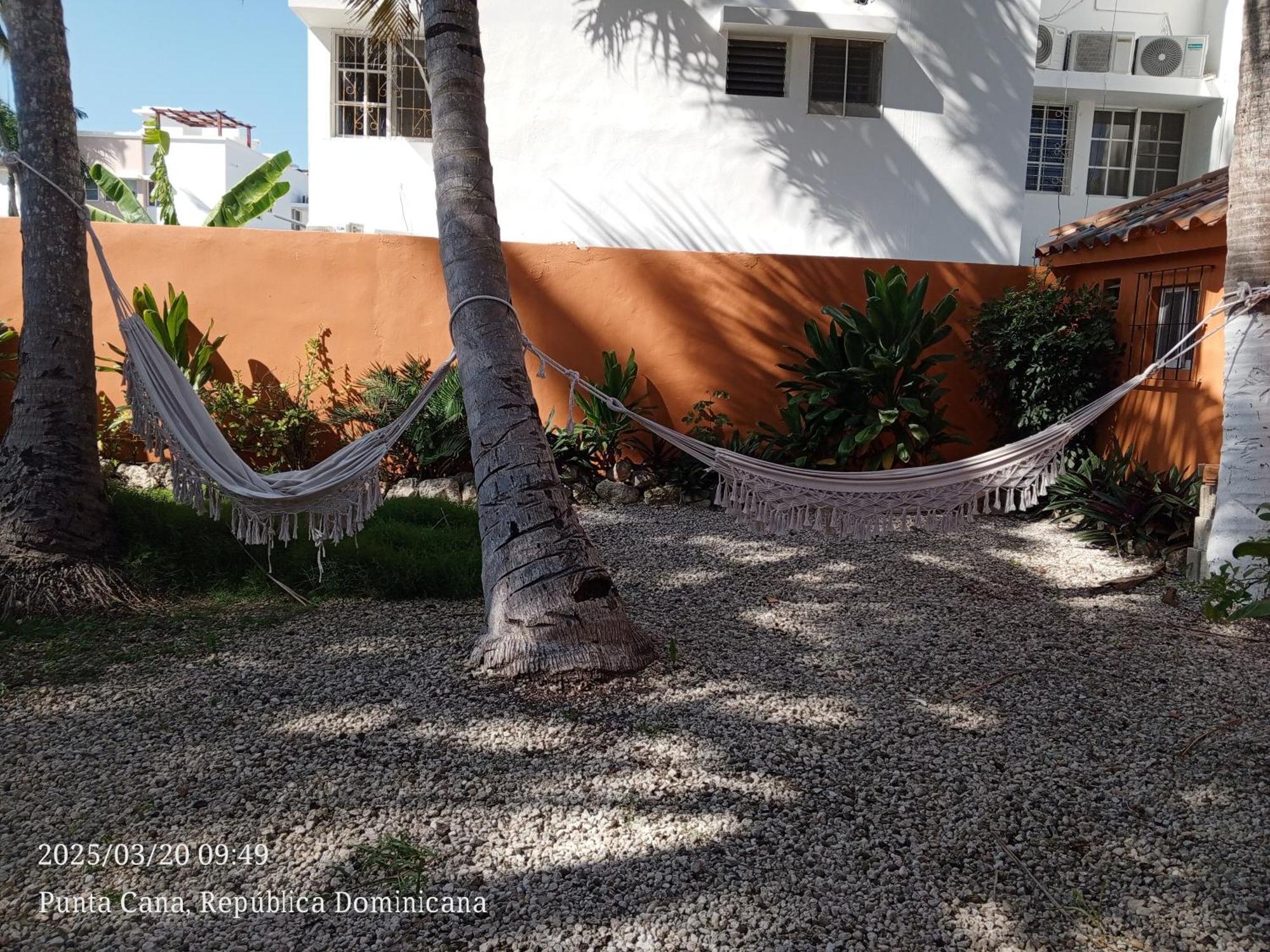 Cerca De La Playa Bella Luz A 6 Minutos Caminando Corales Apartamento Punta Cana