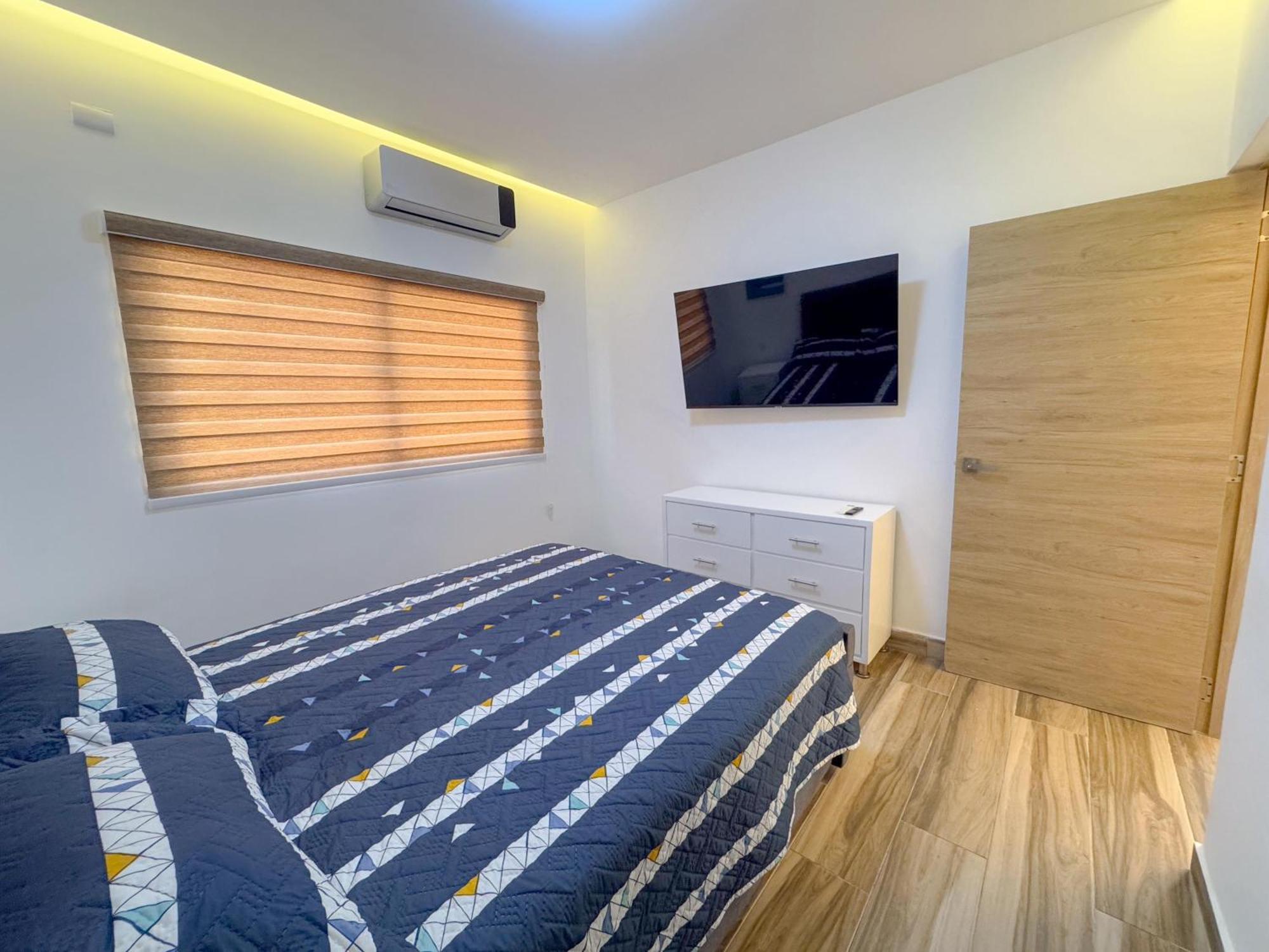 Koi Con Piscina Privada Climatizada Villa Punta Cana