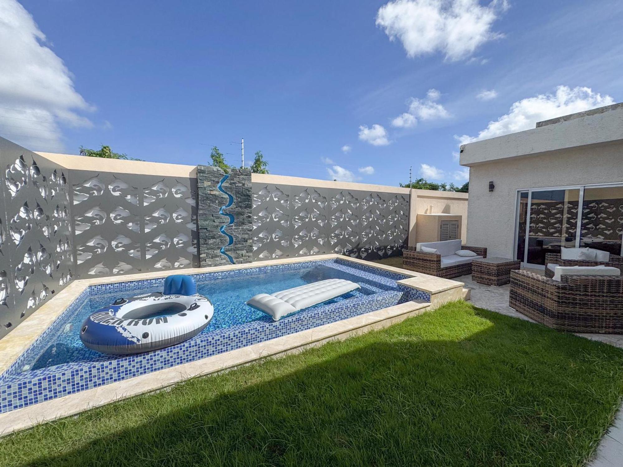 Koi Con Piscina Privada Climatizada *