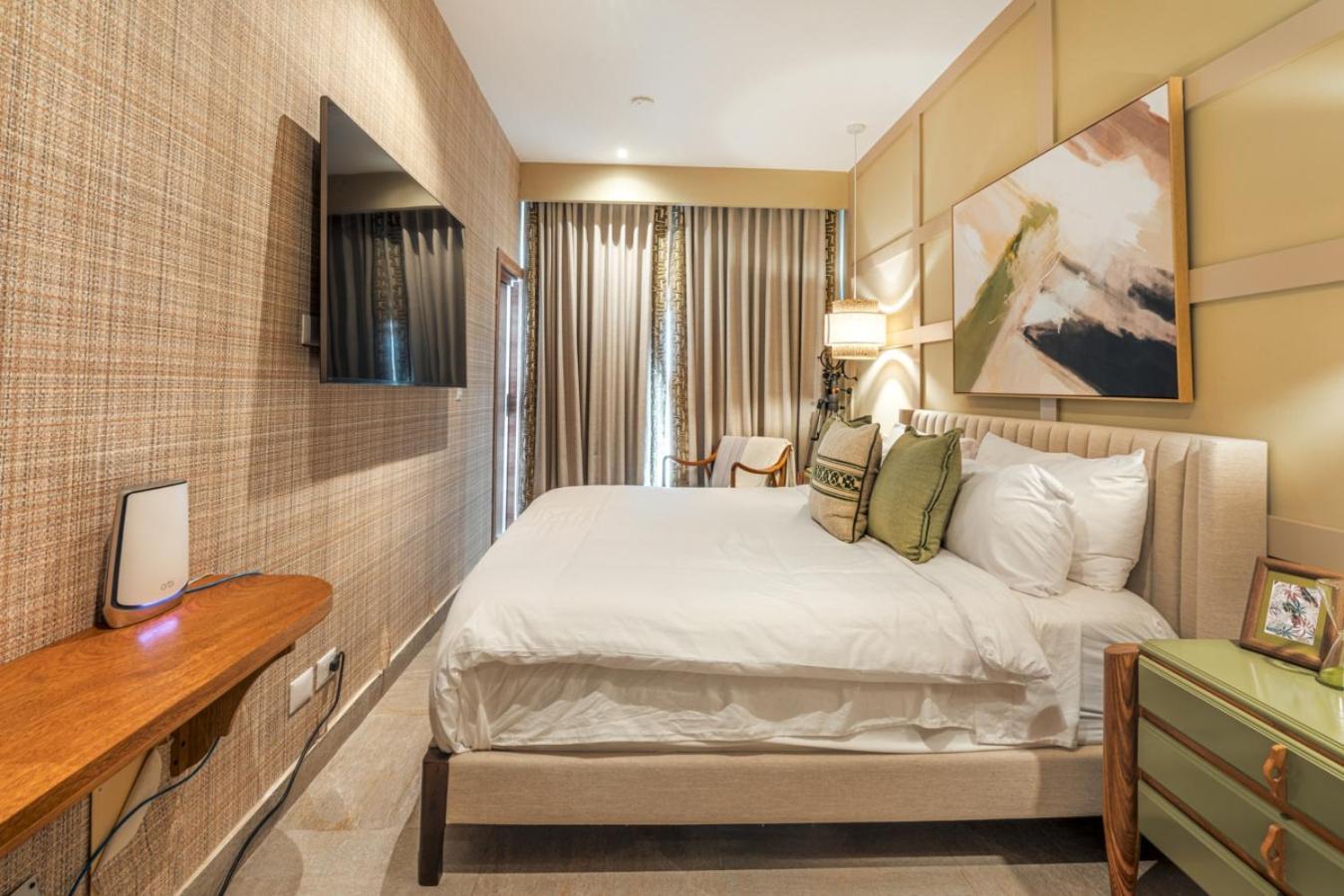 Apartamento With 3 Bedrooms In Canas