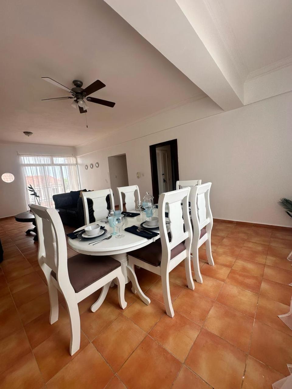 Apartamento Big Whit Pool Jacuzzi Terrace
